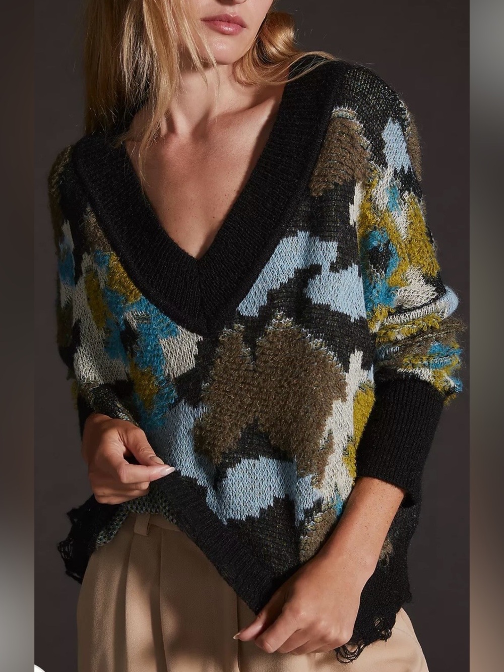 By Anthropologie Drop Shoulder V-Neck Abstract Sweater Size L